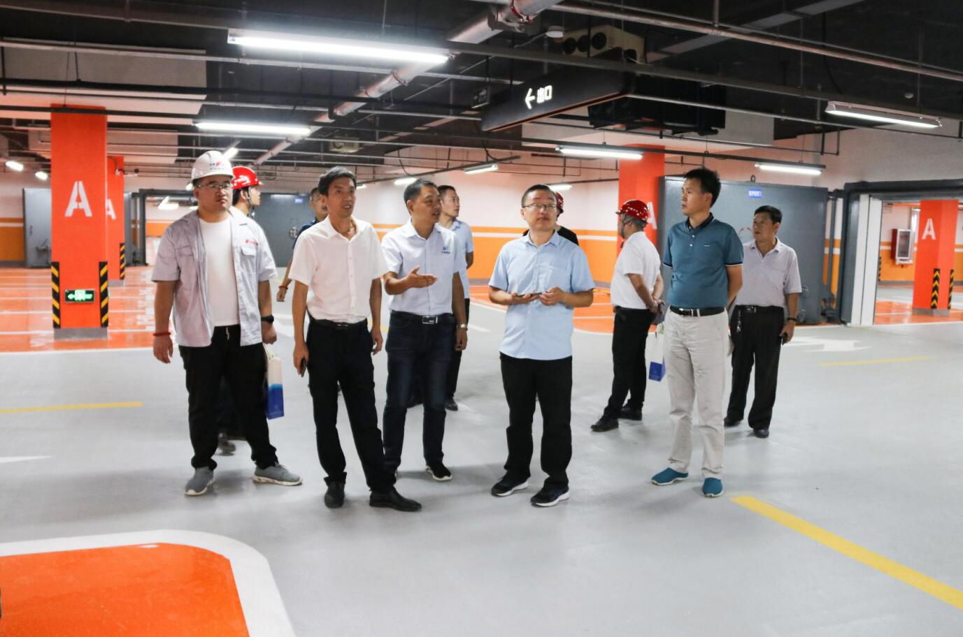 中建聯(lián)合|住宅工程竣前質(zhì)量觀摩會(huì)暨“兩大行動(dòng)”推進(jìn)會(huì)在海爾珺璽項(xiàng)目順利舉行(圖3)