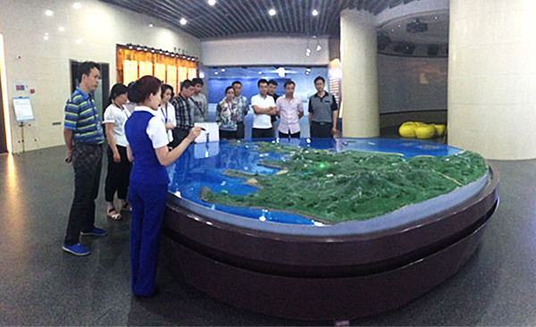 青島中建聯合建設工程有限公司青島市規(guī)劃展覽館參觀學習(圖2)