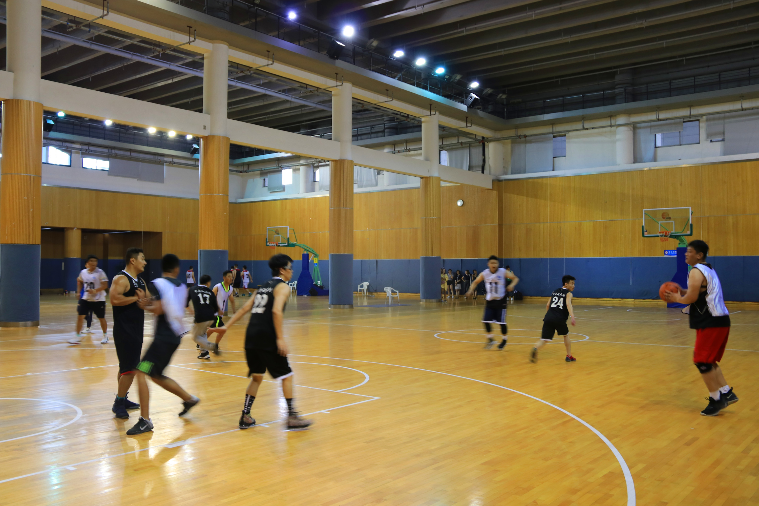 “中建聯(lián)合杯”暨德才集團(tuán)籃球邀請賽火熱來襲(圖3)