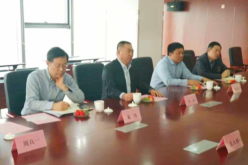 德才集團(tuán)董事長(zhǎng)葉德才偕高管團(tuán)隊(duì)赴榮華建設(shè)集團(tuán)訪(fǎng)問(wèn)交流(圖3)