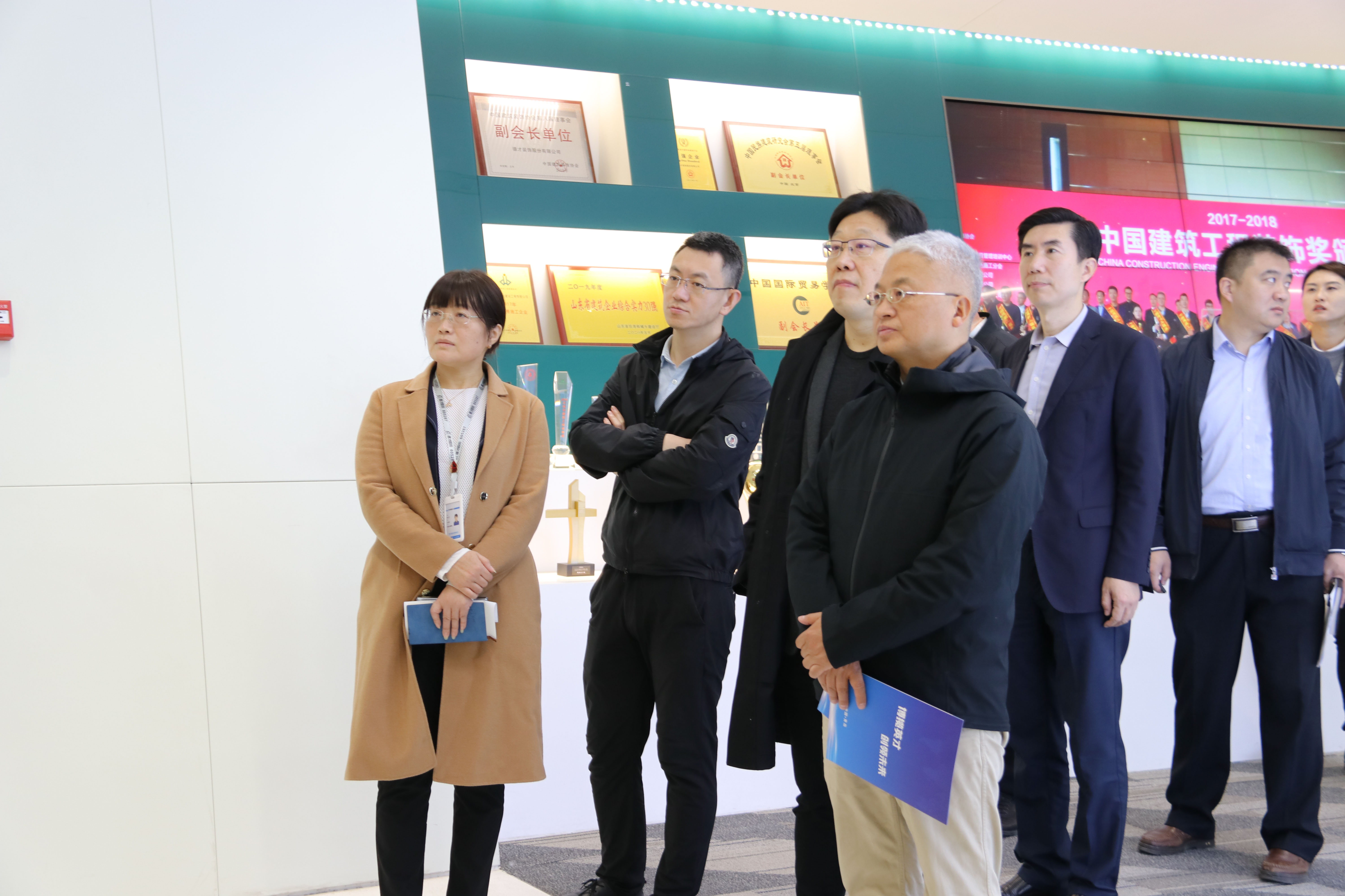 人社部領導蒞臨中建聯(lián)合調研指導人才隊伍建設工作(圖4)